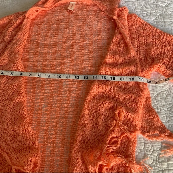 Bohemian boho coral sweater open front - Picture 3 of 8